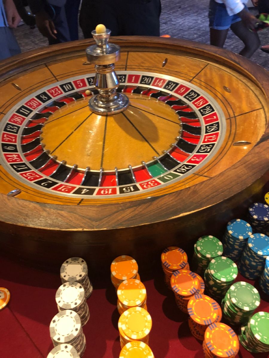 Spin Casino کھلاڑیوں کے لیے لائیو کیسینو سیکشن